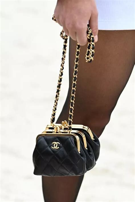 chanel cruise 2023 bags.